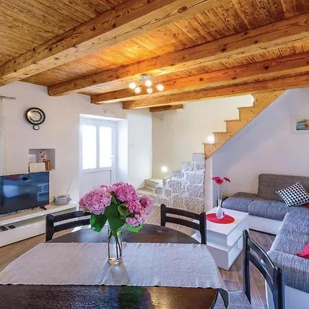 3 Bedroom Gorgeous In Feriehus